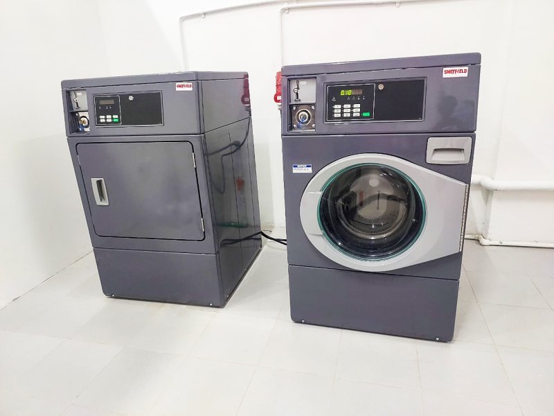 Spin &amp; Smart Laundromat
